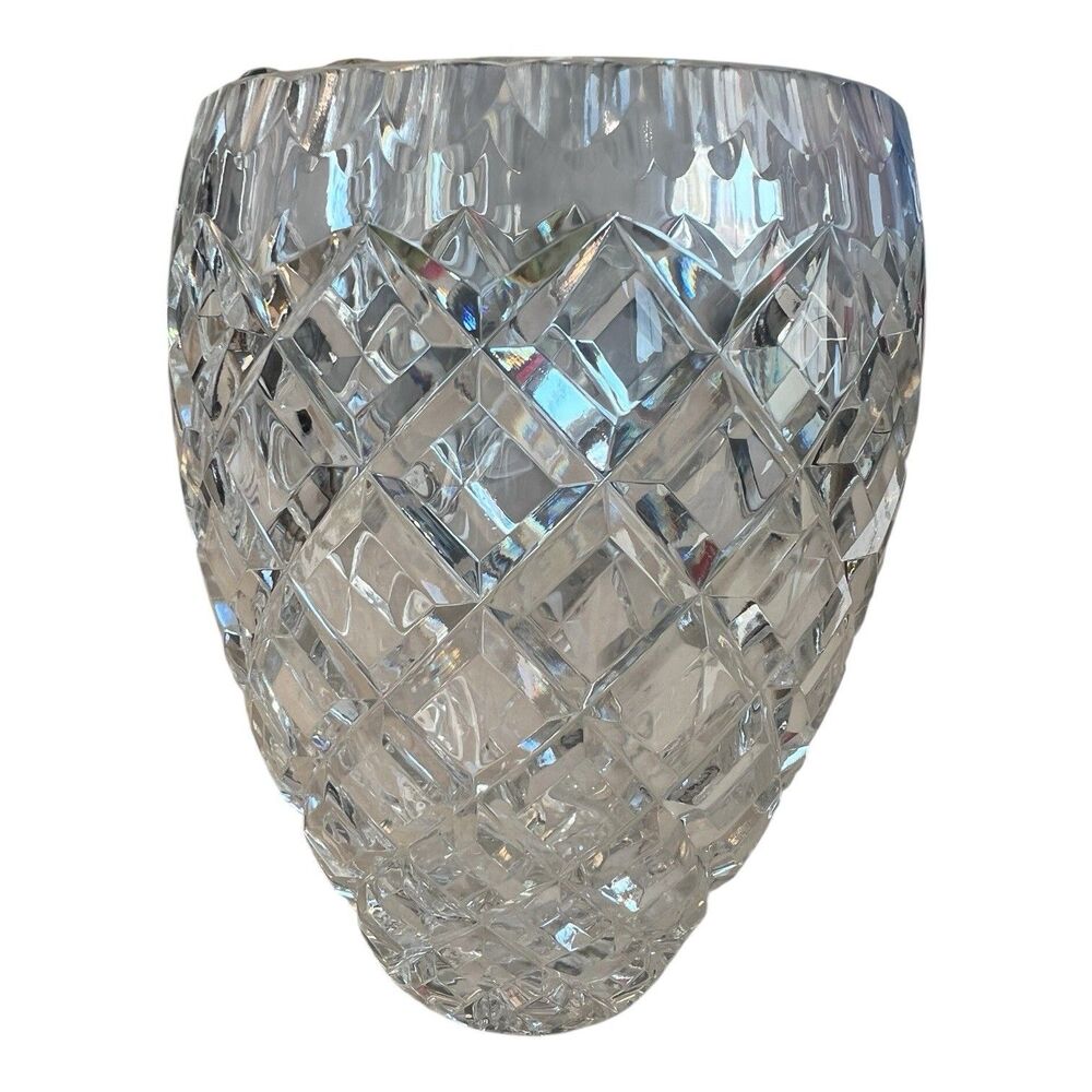 Heavy Cut Crystal Vase 6.5” Tall Diamond Crosshatch Pattern Starburst Base